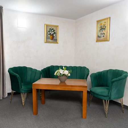 Hotel Casa De Piatra Scheia Luaran gambar