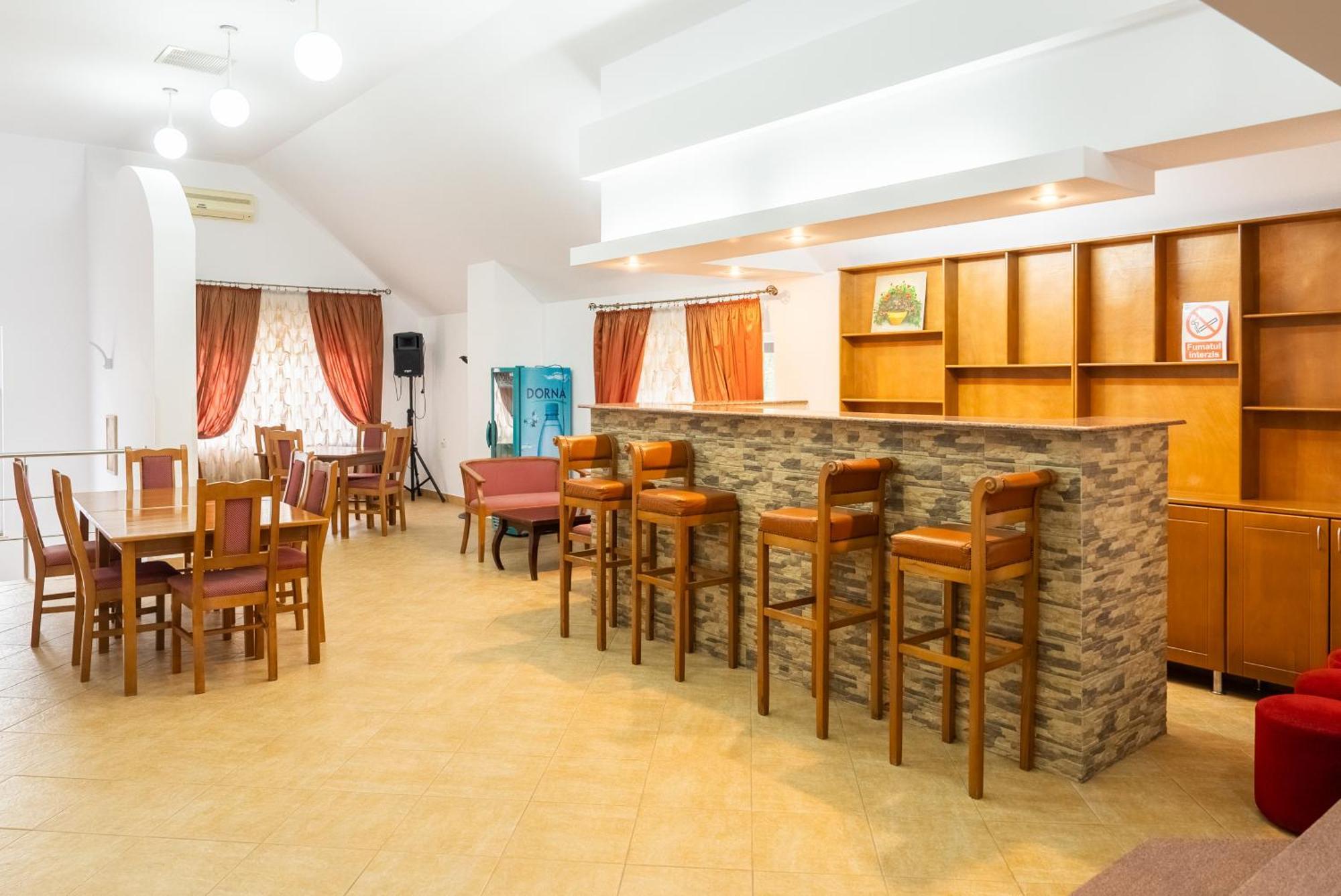 Hotel Casa De Piatra Scheia Luaran gambar